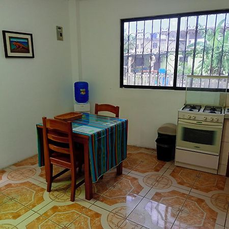Teresita'S House Suites Con Cocina Privada Puerto Baquerizo Moreno Luaran gambar