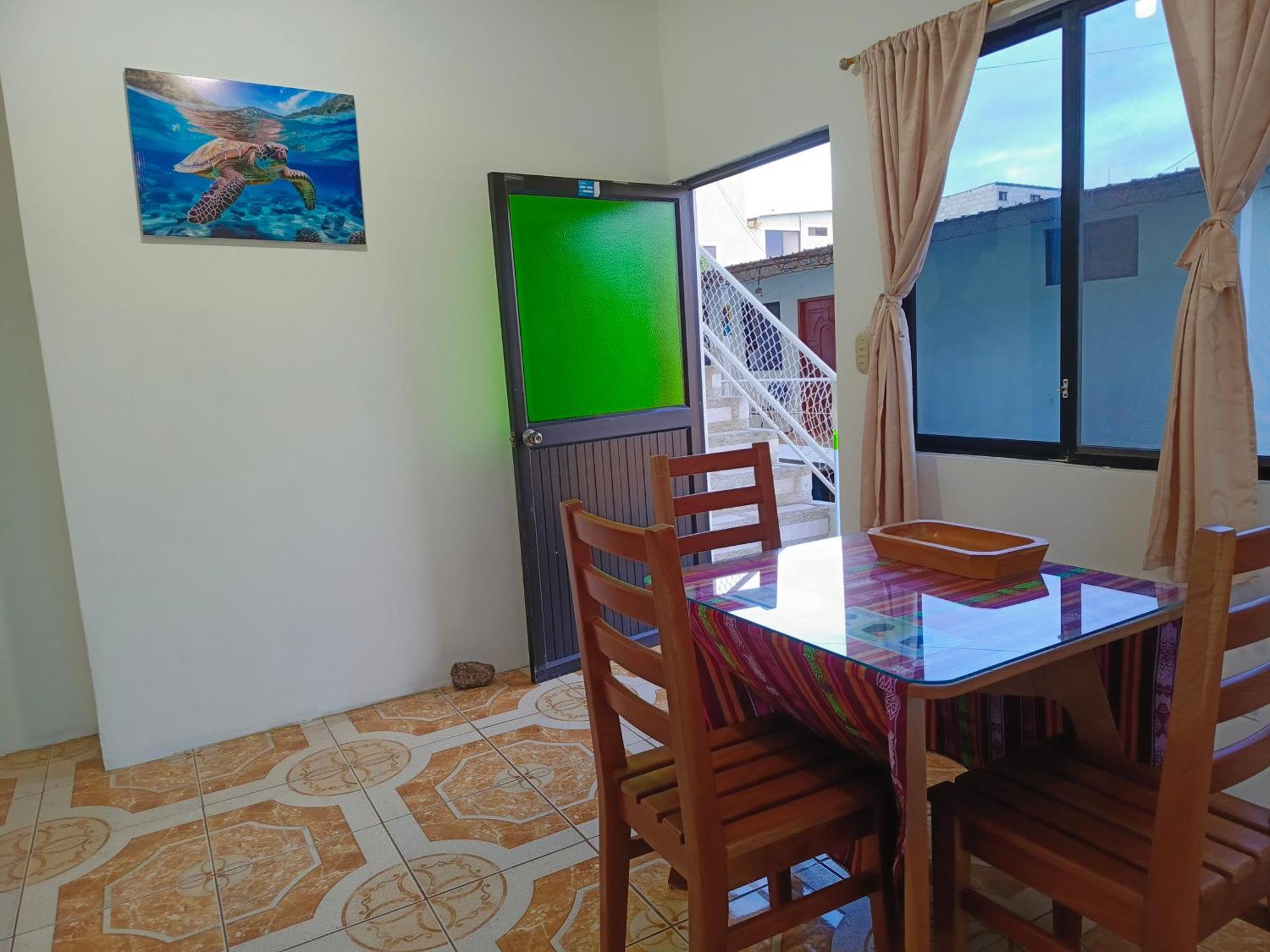 Teresita'S House Suites Con Cocina Privada Puerto Baquerizo Moreno Luaran gambar